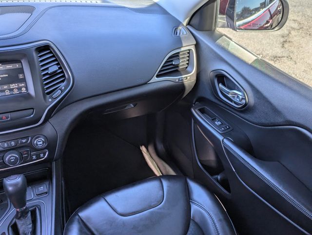 2019 Jeep Cherokee  - 22974347 - 16