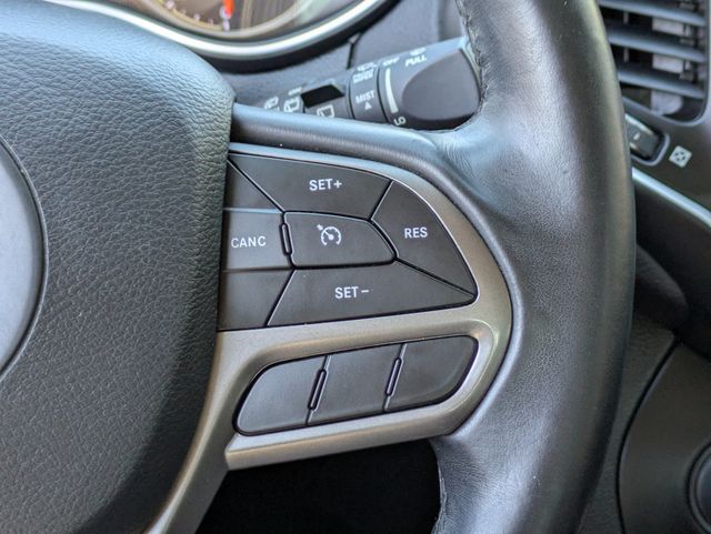 2019 Jeep Cherokee  - 22974347 - 25