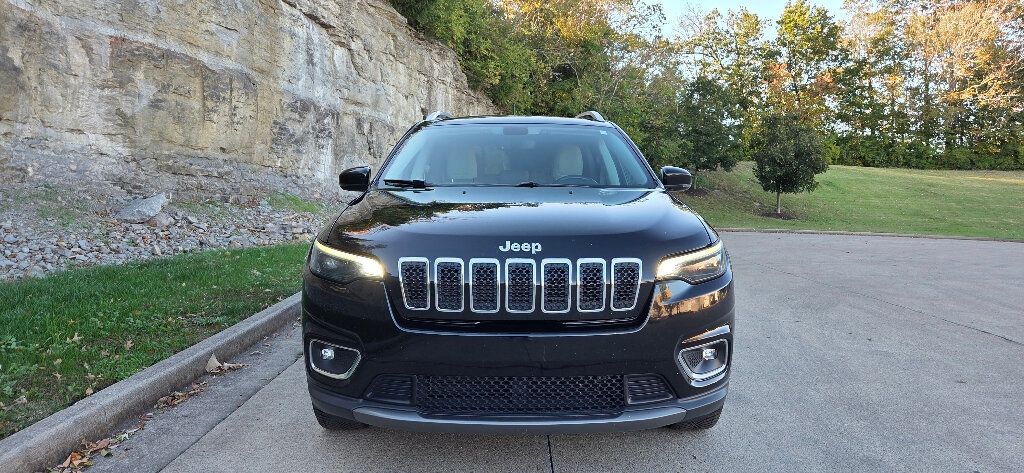2019 Jeep Cherokee 4x4 LOADED Nav Htd Leather Pano Roof CLEAN 615-300-6004 - 22935896 - 4