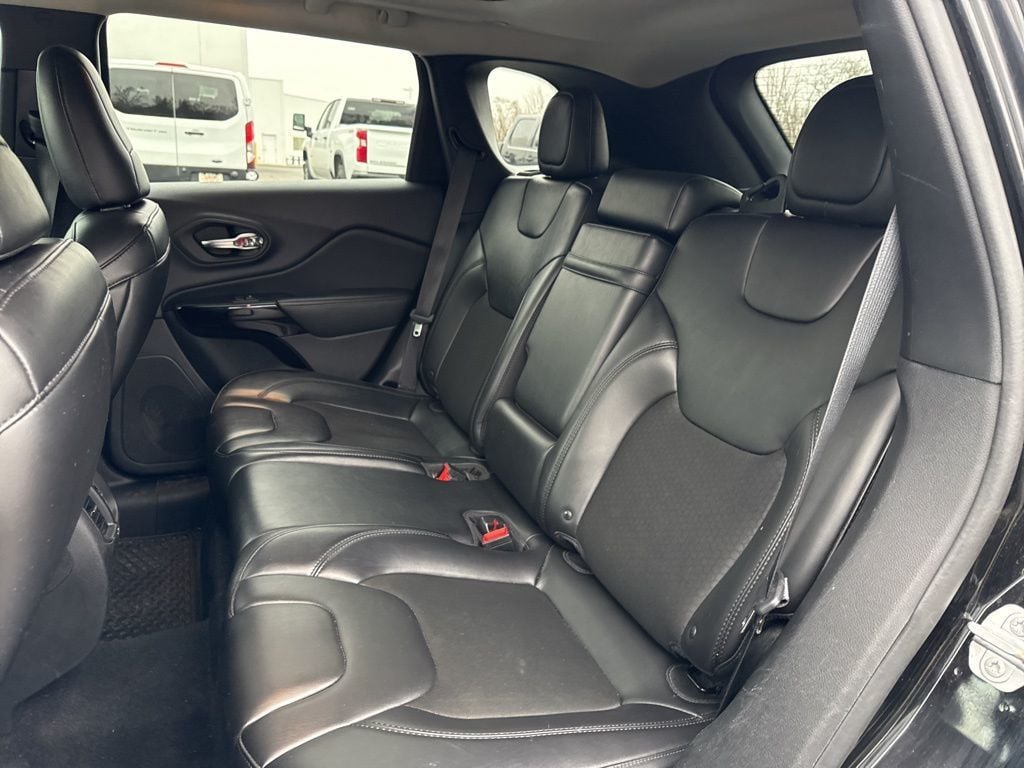 2019 Jeep Cherokee Altitude 4x4 - 22988753 - 22