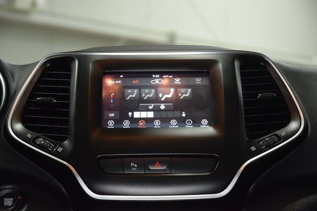 2019 Jeep Cherokee Altitude 4x4 - 22973175 - 27