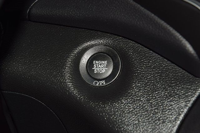 2019 Jeep Cherokee Altitude 4x4 - 22973175 - 30