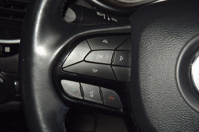 2019 Jeep Cherokee Altitude 4x4 - 22973175 - 33