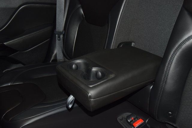 2019 Jeep Cherokee Altitude 4x4 - 22973175 - 39