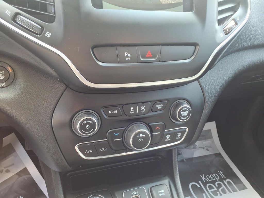 2019 Jeep Cherokee Altitude 4x4 - 23001665 - 11