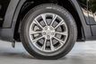 2019 Jeep Cherokee CHEROKEE LATITUDE PLUS BLACK ON BLACK SUPER CLEAN MUST SEE - 23020864 - 11