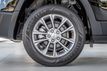 2019 Jeep Cherokee CHEROKEE LATITUDE PLUS BLACK ON BLACK SUPER CLEAN MUST SEE - 23020864 - 13