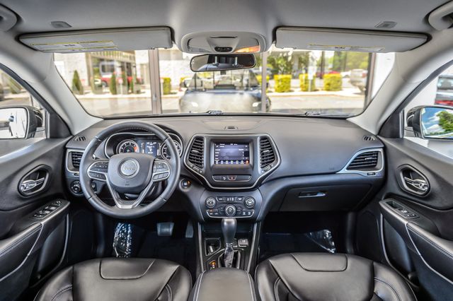 2019 Jeep Cherokee CHEROKEE LATITUDE PLUS BLACK ON BLACK SUPER CLEAN MUST SEE - 23020864 - 2