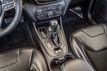 2019 Jeep Cherokee CHEROKEE LATITUDE PLUS BLACK ON BLACK SUPER CLEAN MUST SEE - 23020864 - 30