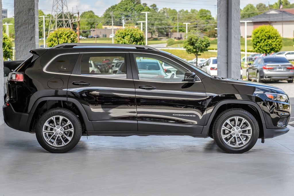 2019 Jeep Cherokee CHEROKEE LATITUDE PLUS BLACK ON BLACK SUPER CLEAN MUST SEE - 23020864 - 52