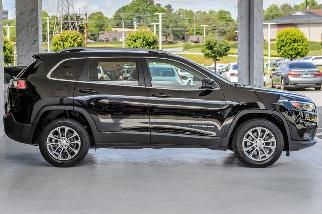 2019 Jeep Cherokee CHEROKEE LATITUDE PLUS BLACK ON BLACK SUPER CLEAN MUST SEE - 23020864 - 52