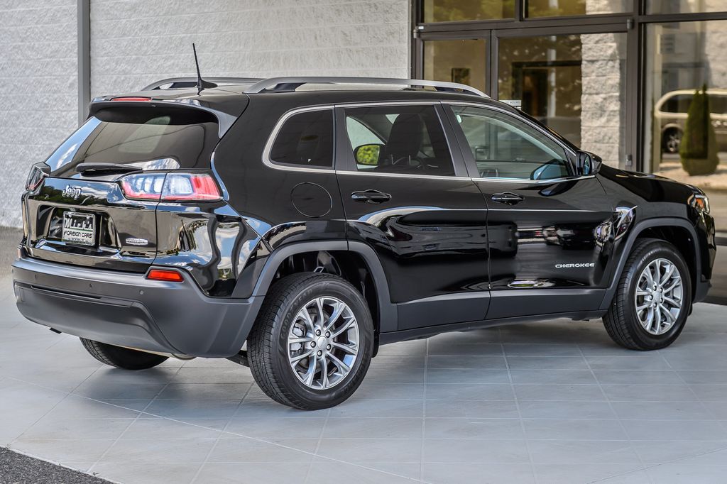 2019 Jeep Cherokee CHEROKEE LATITUDE PLUS BLACK ON BLACK SUPER CLEAN MUST SEE - 23020864 - 8