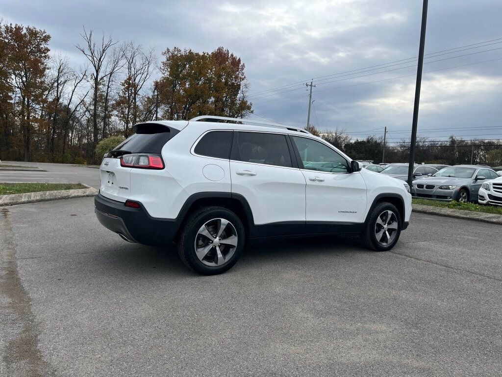 2019 Jeep Cherokee Latitude 4x4 - 22691847 - 5