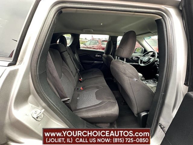 2019 Jeep Cherokee Latitude 4x4 - 22859438 - 19