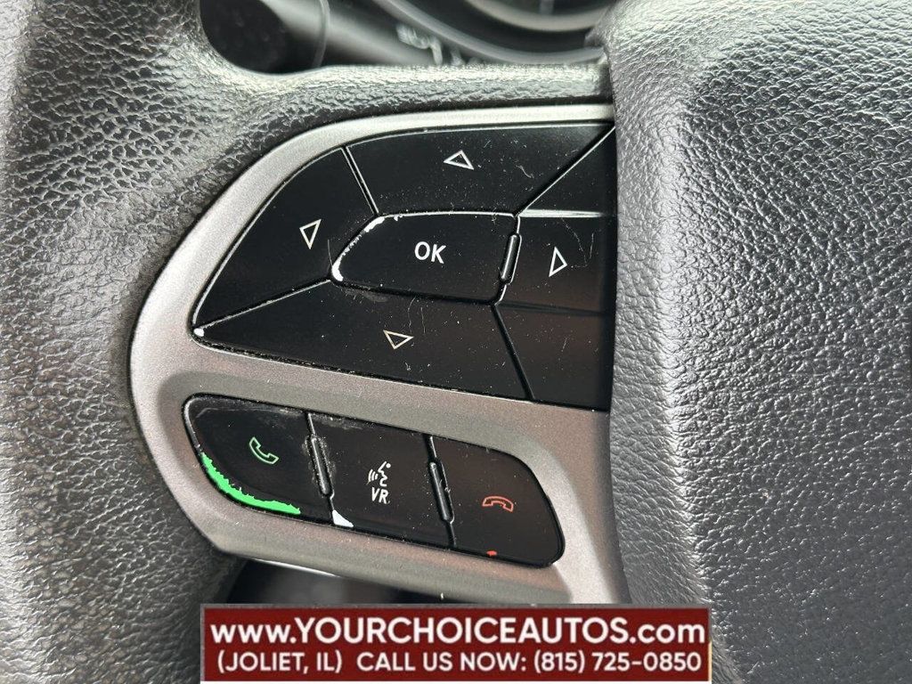 2019 Jeep Cherokee Latitude 4x4 - 22859438 - 28