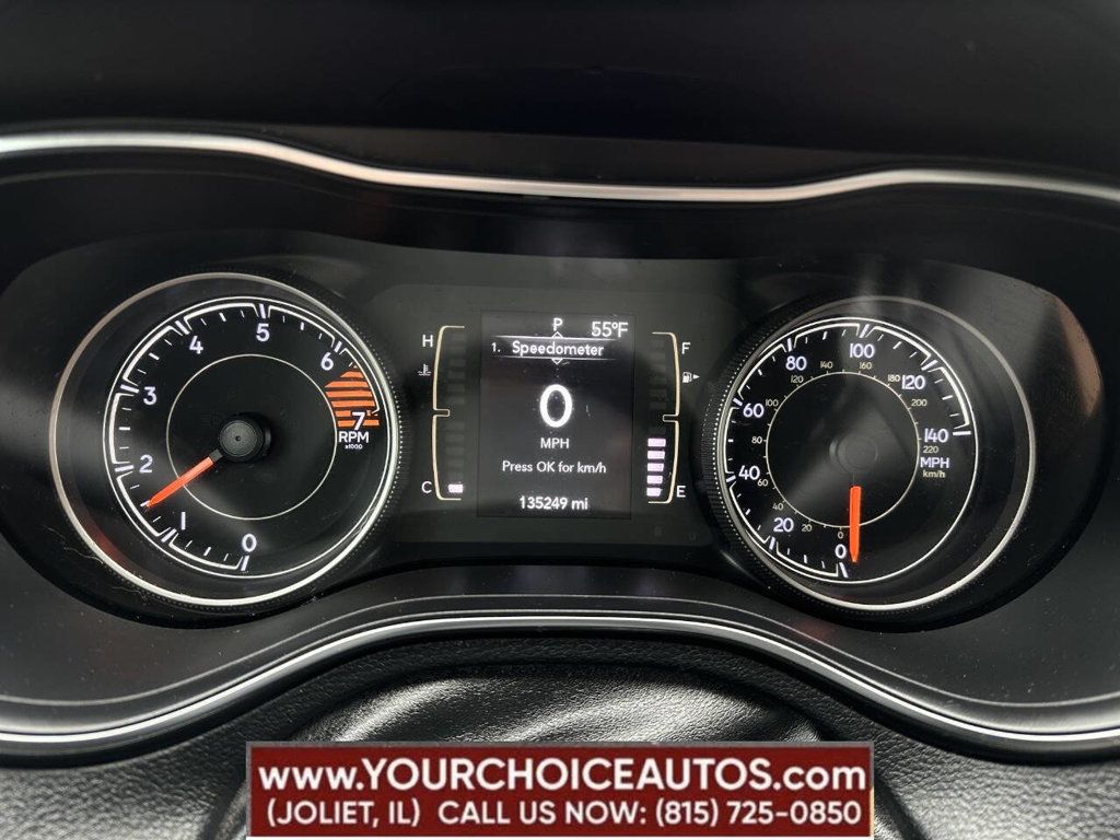 2019 Jeep Cherokee Latitude 4x4 - 22859438 - 47