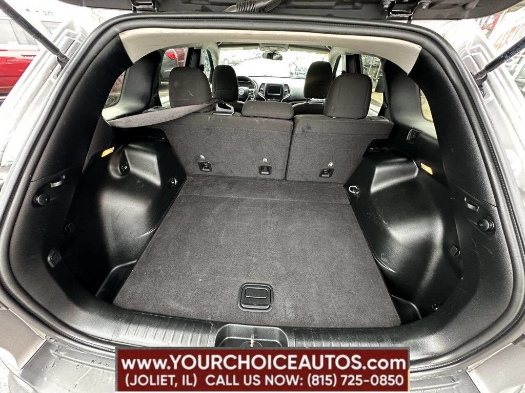 2019 Jeep Cherokee Latitude 4x4 - 22859438 - 6
