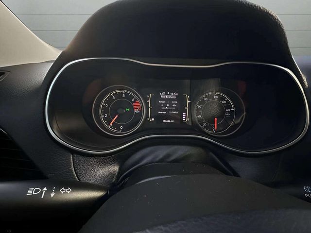 2019 Jeep Cherokee Latitude 4x4 - 22936478 - 17