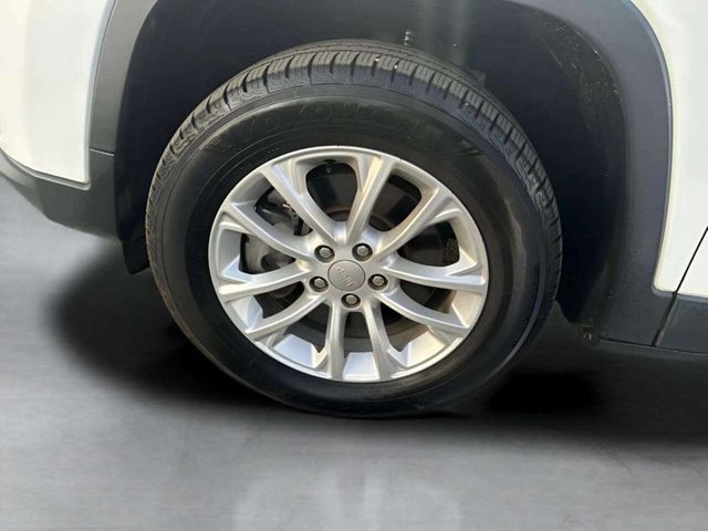 2019 Jeep Cherokee Latitude 4x4 - 22936478 - 26