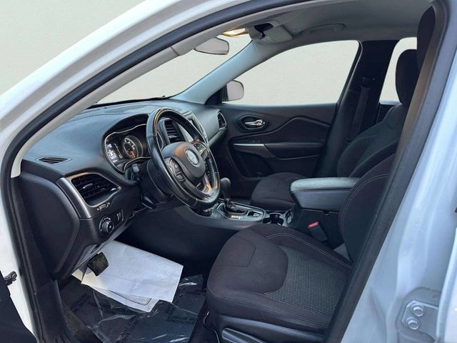 2019 Jeep Cherokee Latitude 4x4 - 22958714 - 8