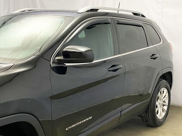 2019 Jeep Cherokee Latitude 4x4 - 22982347 - 1