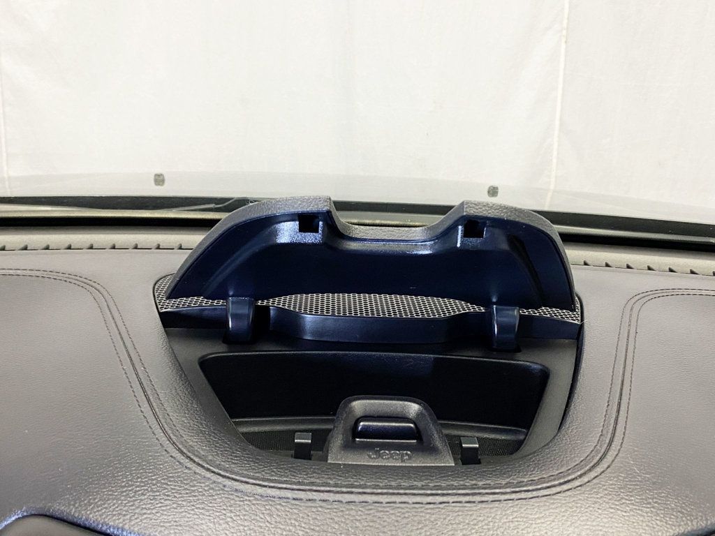 2019 Jeep Cherokee Latitude 4x4 - 22982347 - 27