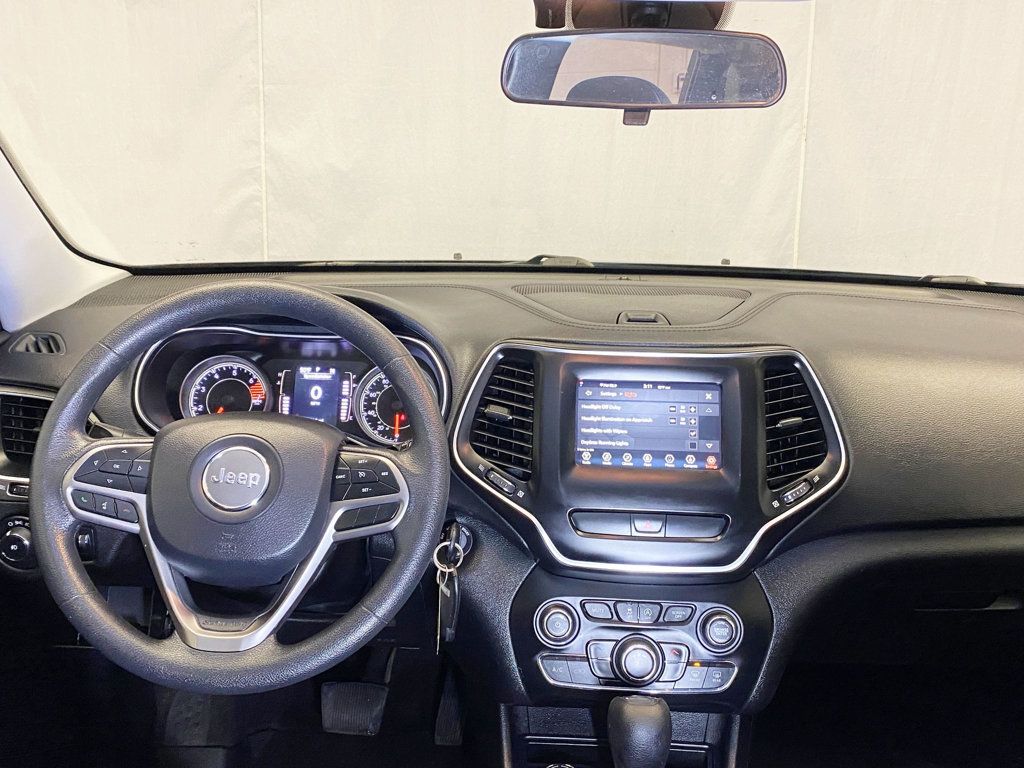 2019 Jeep Cherokee Latitude 4x4 - 22982347 - 40