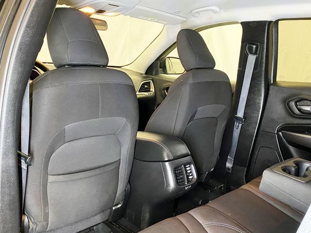 2019 Jeep Cherokee Latitude 4x4 - 22982347 - 45