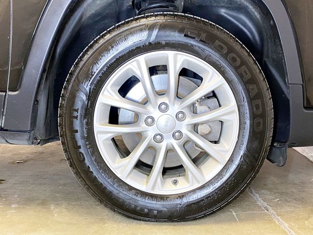 2019 Jeep Cherokee Latitude 4x4 - 22982347 - 53