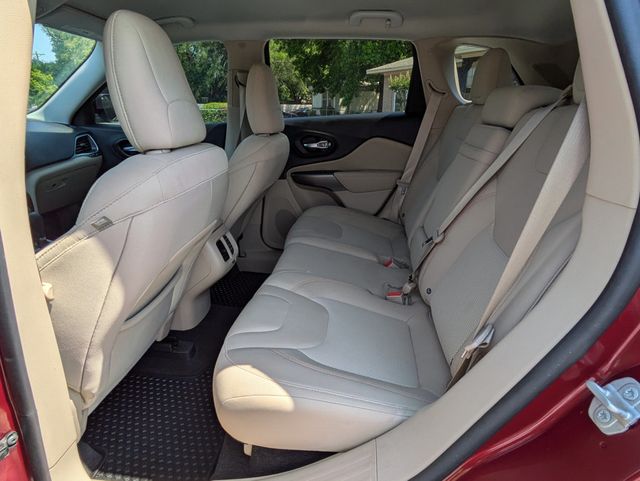 2019 Jeep Cherokee Latitude 4x4 - 23016266 - 13