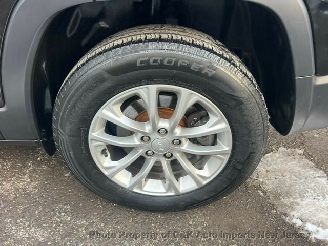 2019 Jeep Cherokee Latitude 4x4,3.2L V6 ,APPEARANCE GROUP - 22966737 - 38