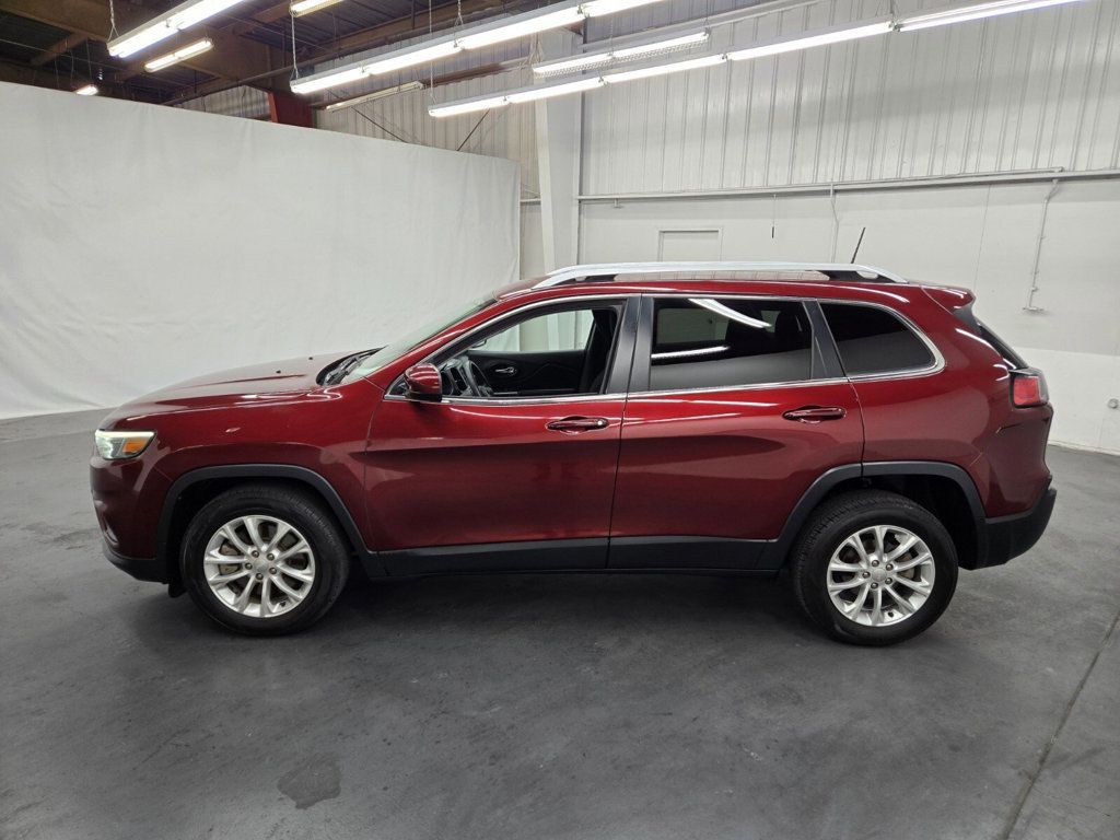 2019 Jeep Cherokee Latitude photo 2