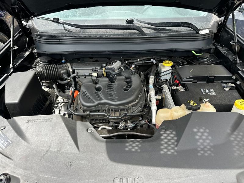 2019 Jeep Cherokee Latitude FWD - 23023349 - 20