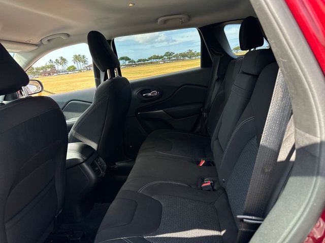 2019 Jeep Cherokee Latitude FWD - 23055089 - 14