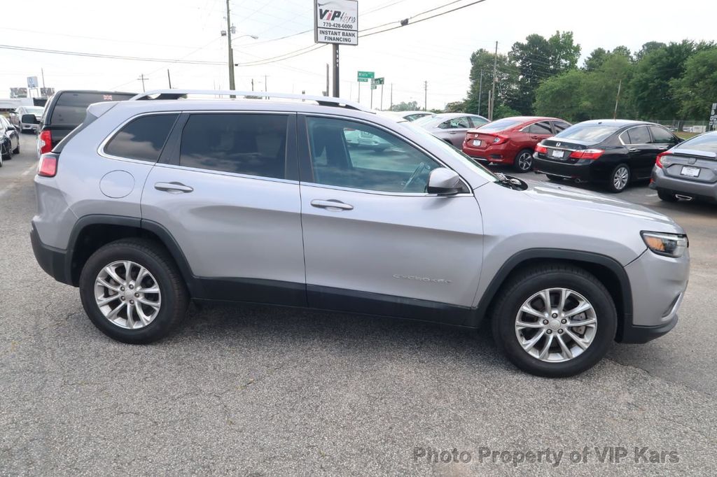 2019 Jeep Cherokee Latitude FWD - 21983138 - 5