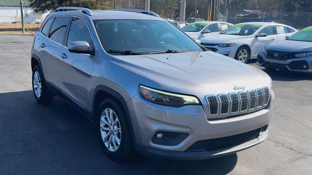 2019 Jeep Cherokee Latitude FWD - 22975607 - 1