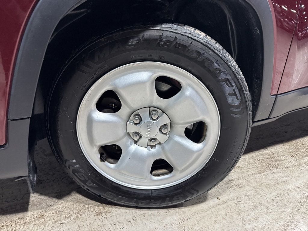 2019 Jeep Cherokee Latitude FWD - 22977550 - 1