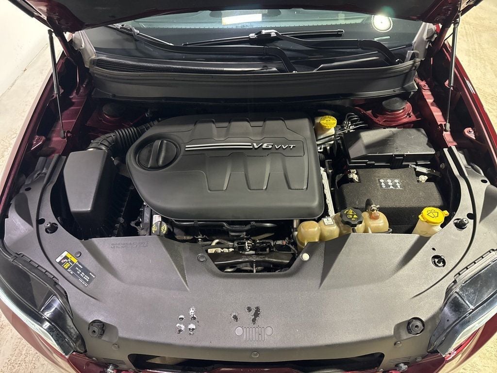 2019 Jeep Cherokee Latitude FWD - 22977550 - 39