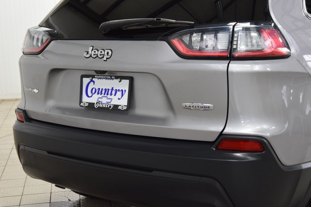 2019 Jeep Cherokee Latitude FWD - 23000741 - 20