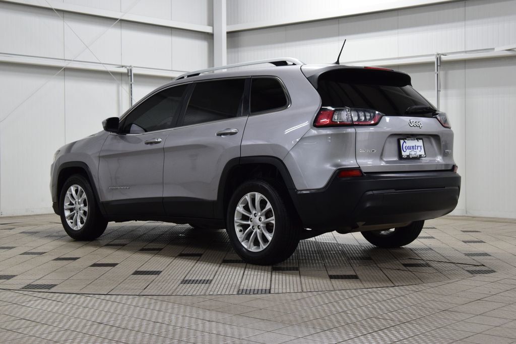 2019 Jeep Cherokee Latitude FWD - 23000741 - 5