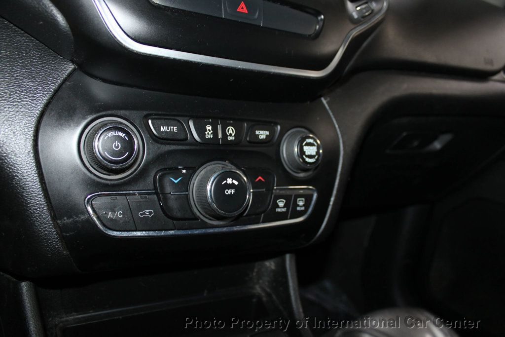 2019 Jeep Cherokee Latitude FWD - 22939710 - 15