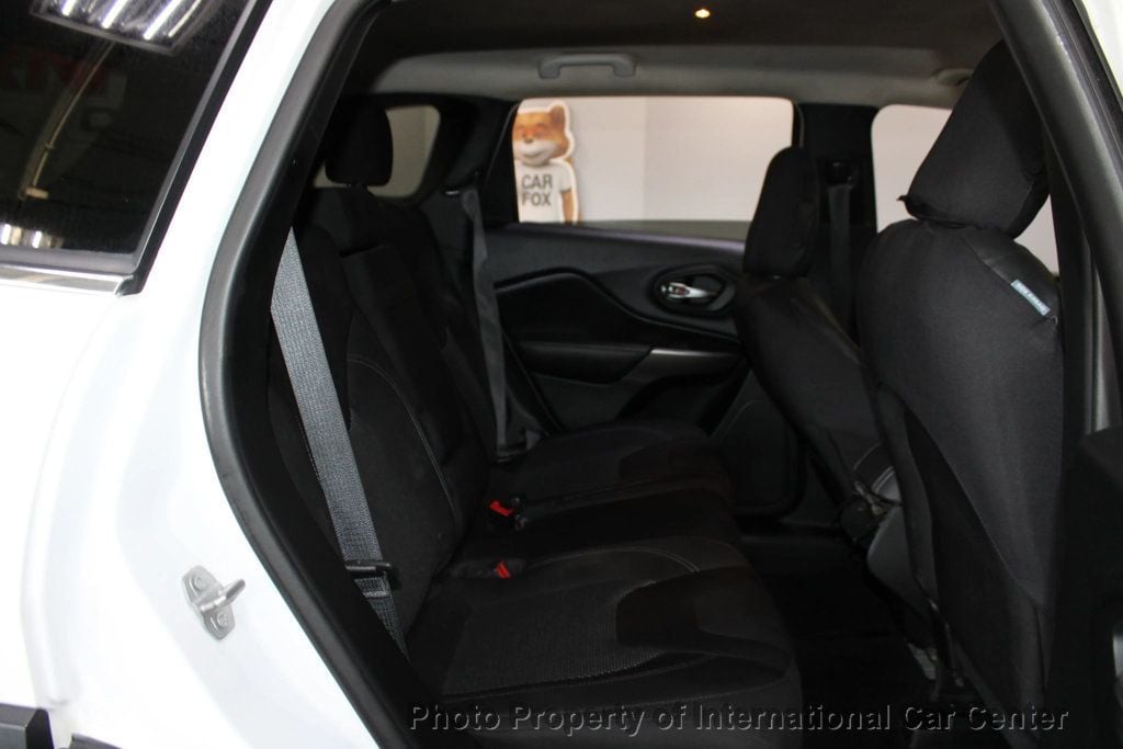 2019 Jeep Cherokee Latitude FWD - 22939710 - 24