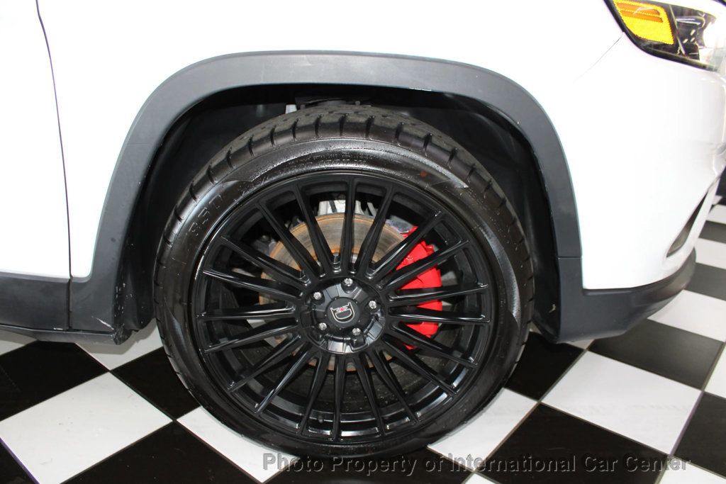 2019 Jeep Cherokee Latitude FWD - 22939710 - 36