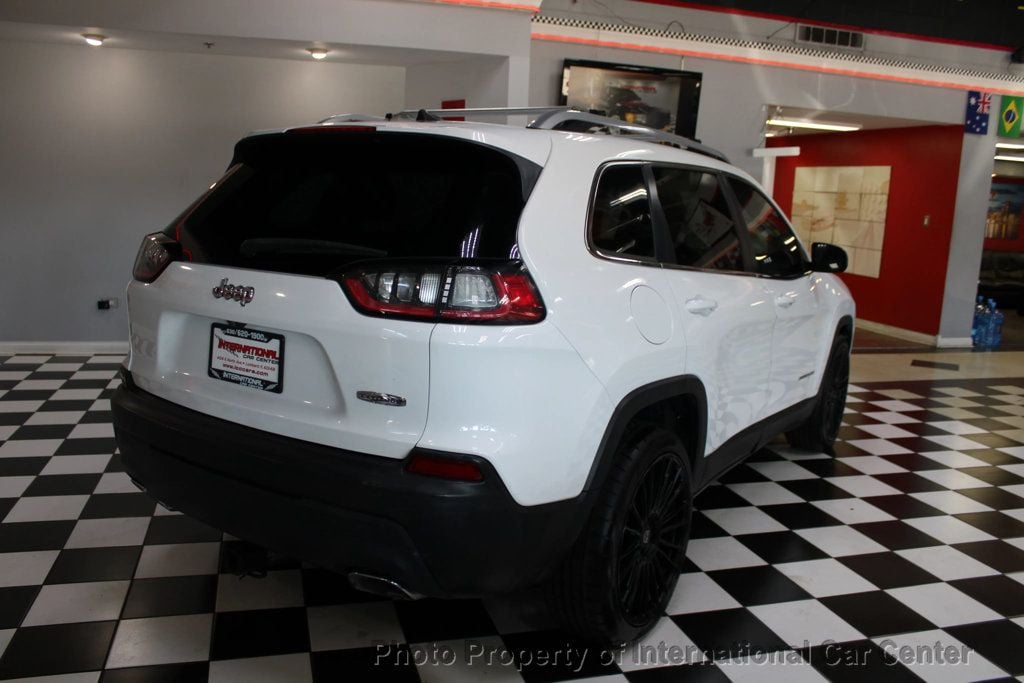 2019 Jeep Cherokee Latitude FWD - 22939710 - 3