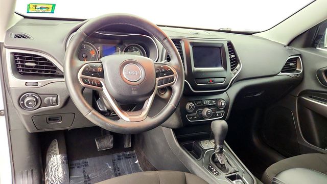 2019 Jeep Cherokee Latitude FWD - 23093264 - 11
