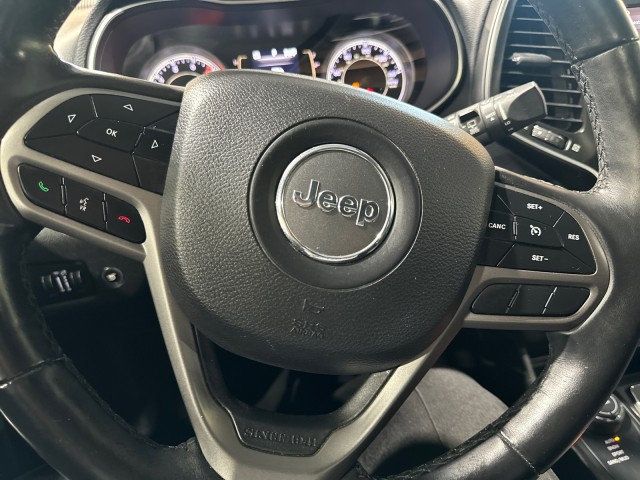 2019 Jeep Cherokee Latitude Plus 4x4 - 22565016 - 9