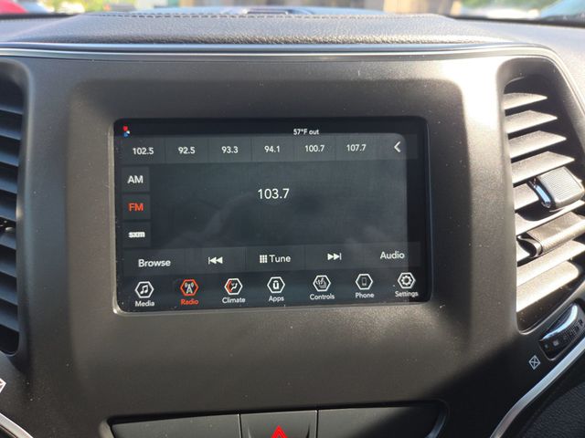 2019 Jeep Cherokee Latitude Plus 4x4 - 23019040 - 13