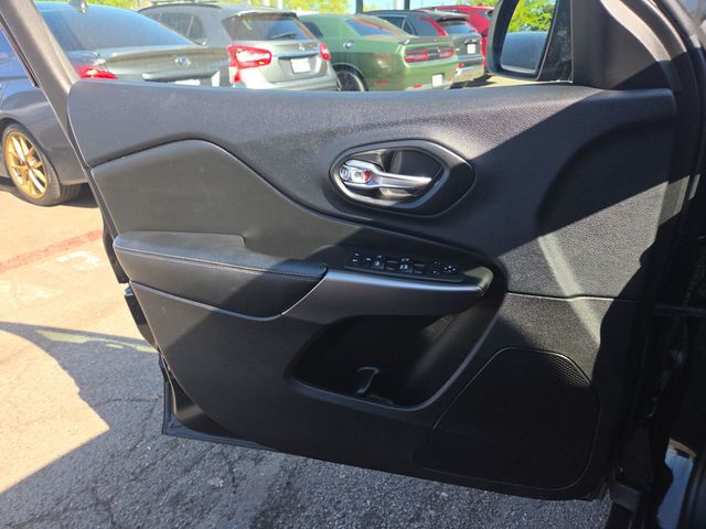 2019 Jeep Cherokee Latitude Plus 4x4 - 23019040 - 18