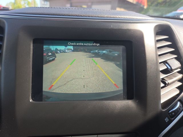 2019 Jeep Cherokee Latitude Plus 4x4 - 23019040 - 27
