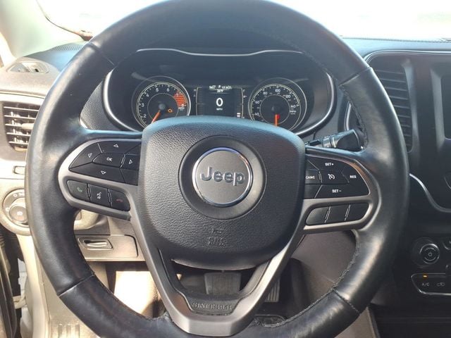 2019 Jeep Cherokee Latitude Plus 4x4 - 22989145 - 9